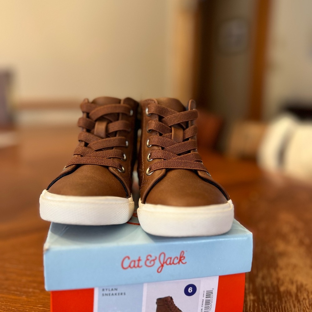 Toddler Boy Cat & Jack Rylan Sneaker -  Size 6
